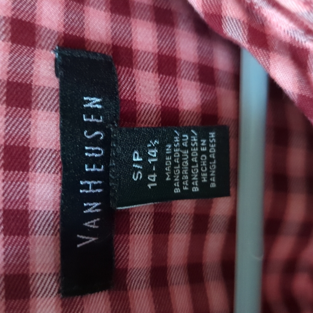 Button down - Picture 2 of 2